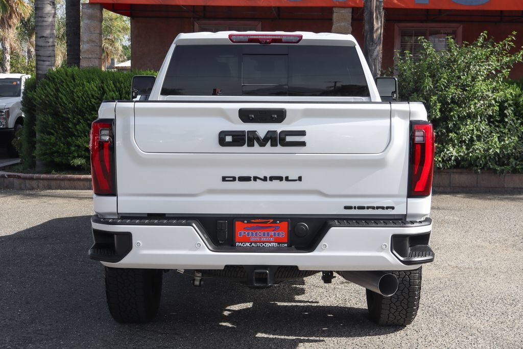 Used 2025 GMC Sierra 2500 Denali w/ Denali Reserve Package AWD/4WD image 7