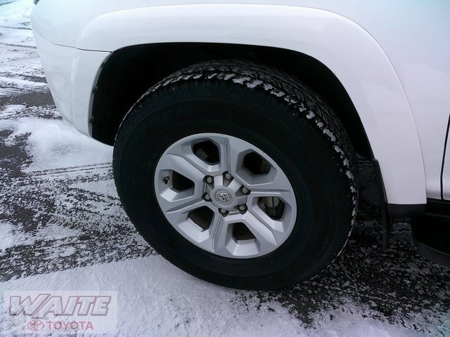 Used 2018 Toyota 4Runner SR5 image 10