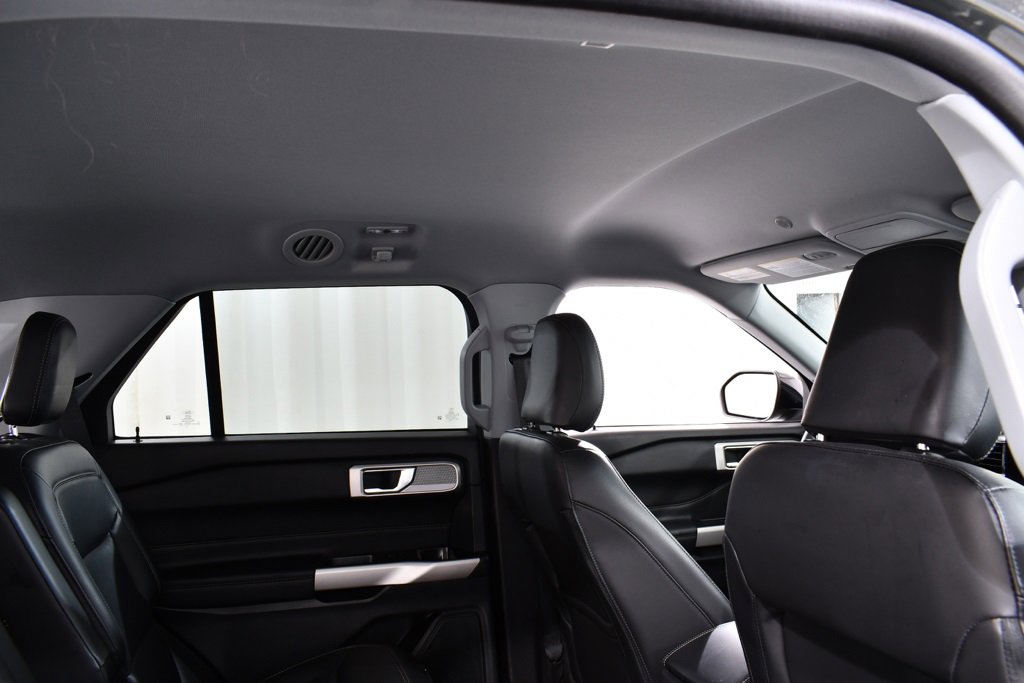 Used 2022 Ford Explorer XLT w/ Equipment Group 202A image 18