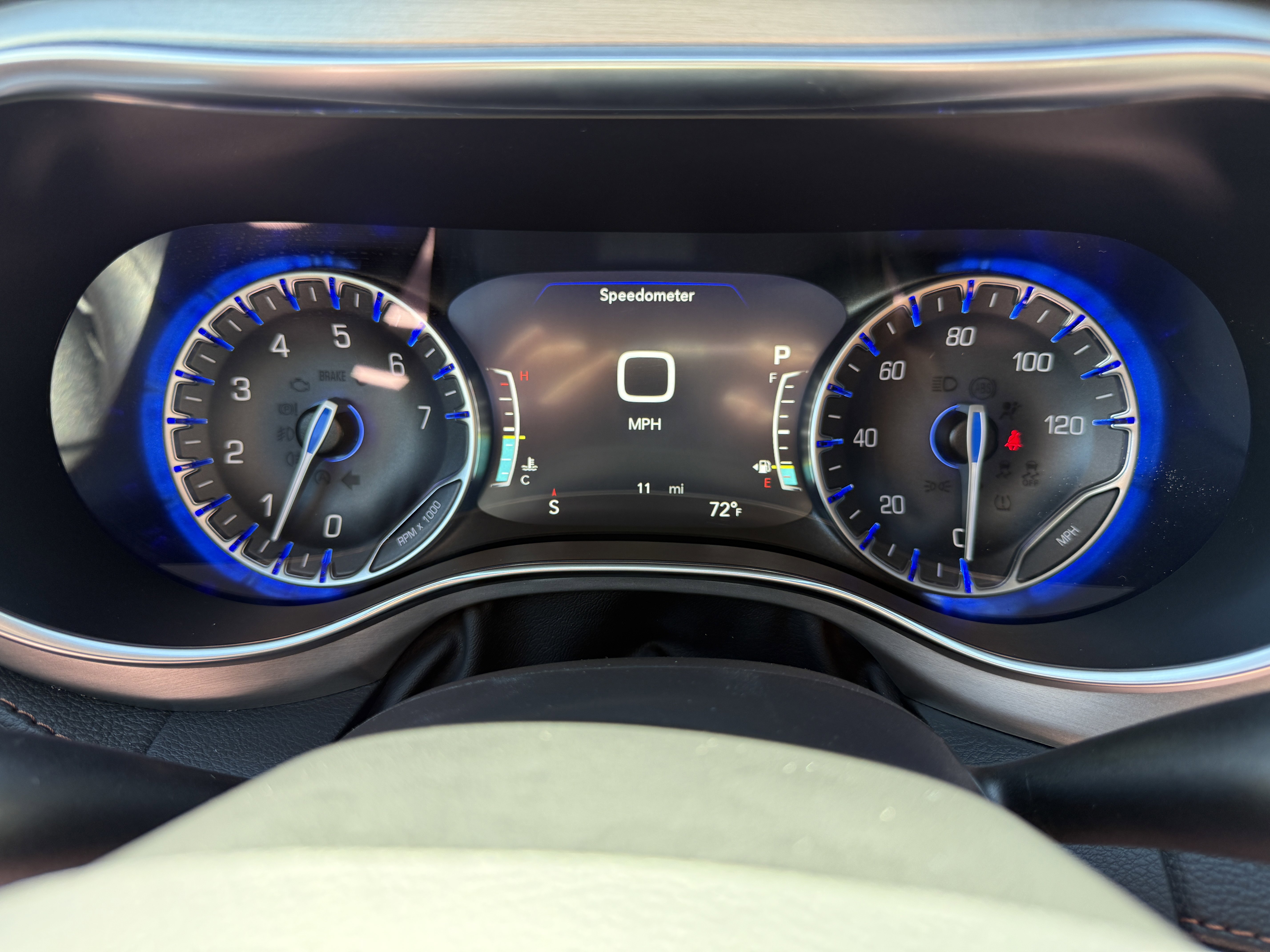 New 2026 Chrysler Pacifica Pinnacle image 11