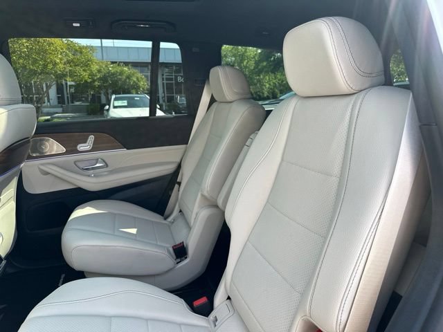 Used 2025 Mercedes-Benz GLS 450 4MATIC image 22