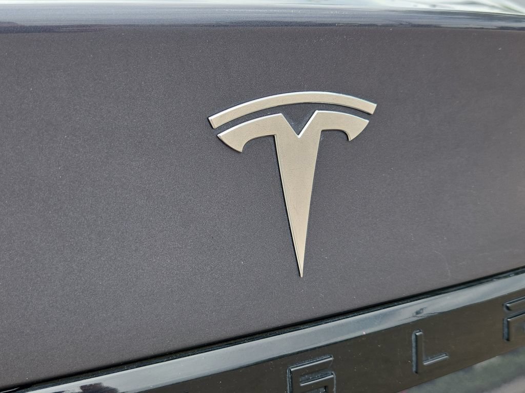 Used 2022 Tesla Model S AWD/4WD image 29