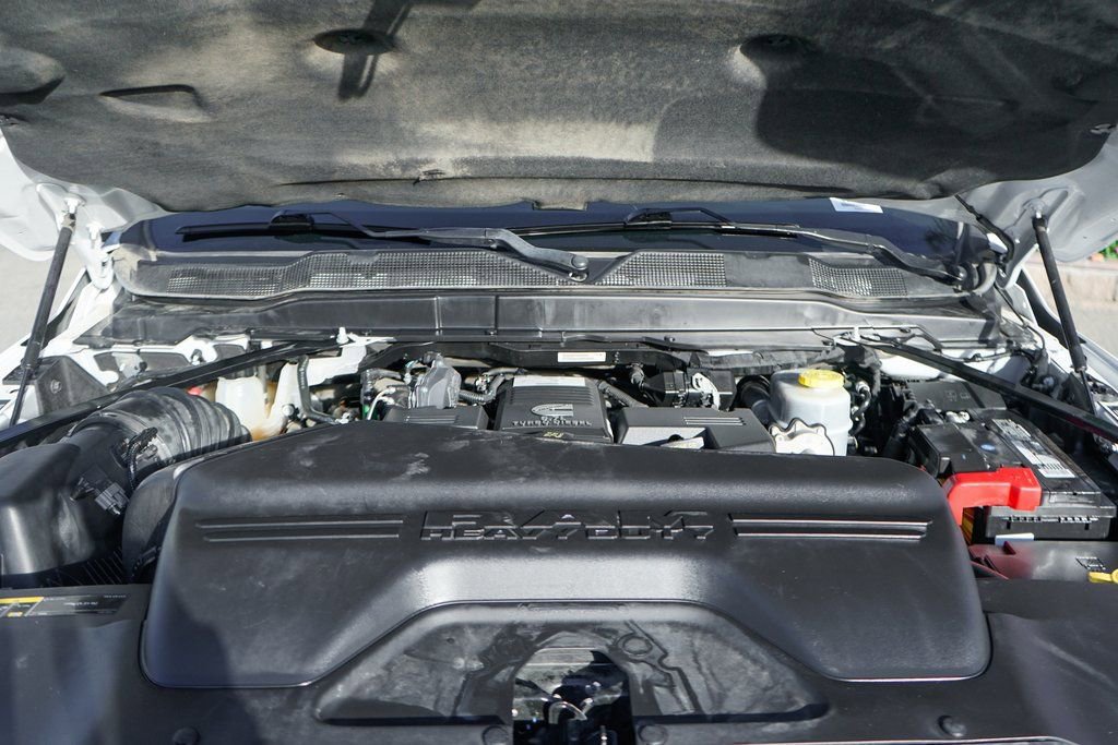 Used 2021 RAM 3500 Big Horn image 12