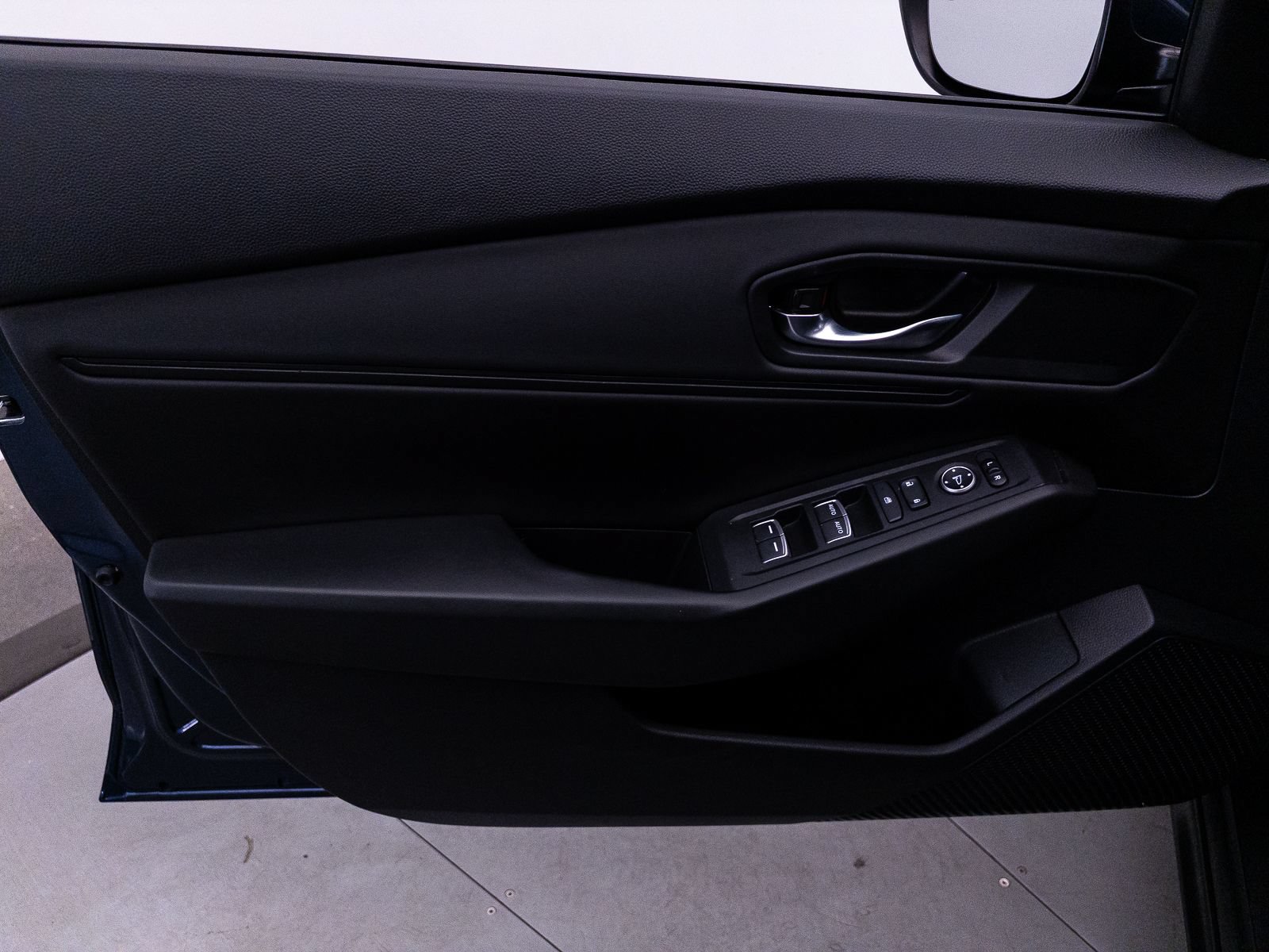 Used 2023 Honda Accord EX image 16