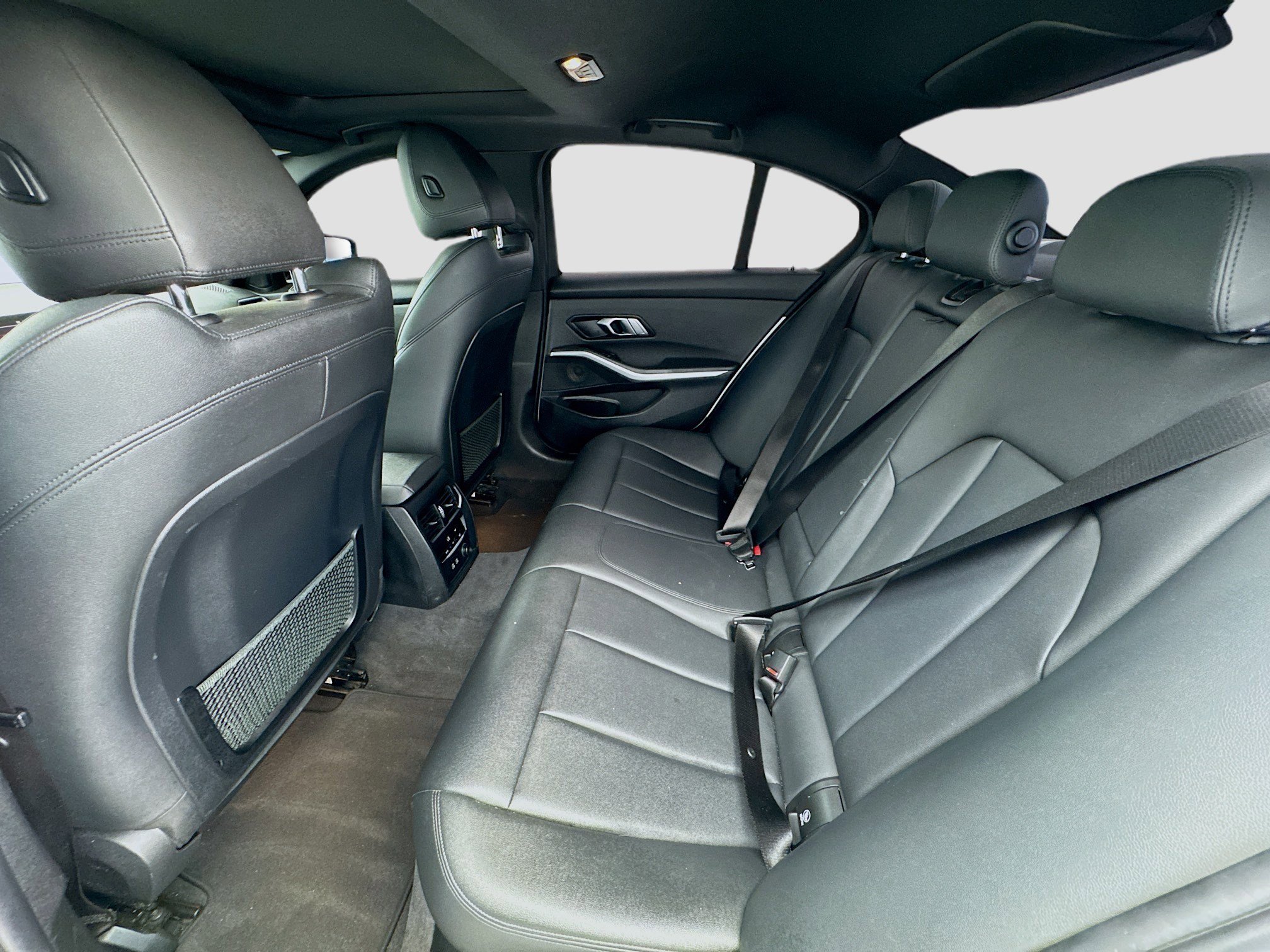 Used 2020 BMW 330i Sedan w/ Driving Assistance Package image 16