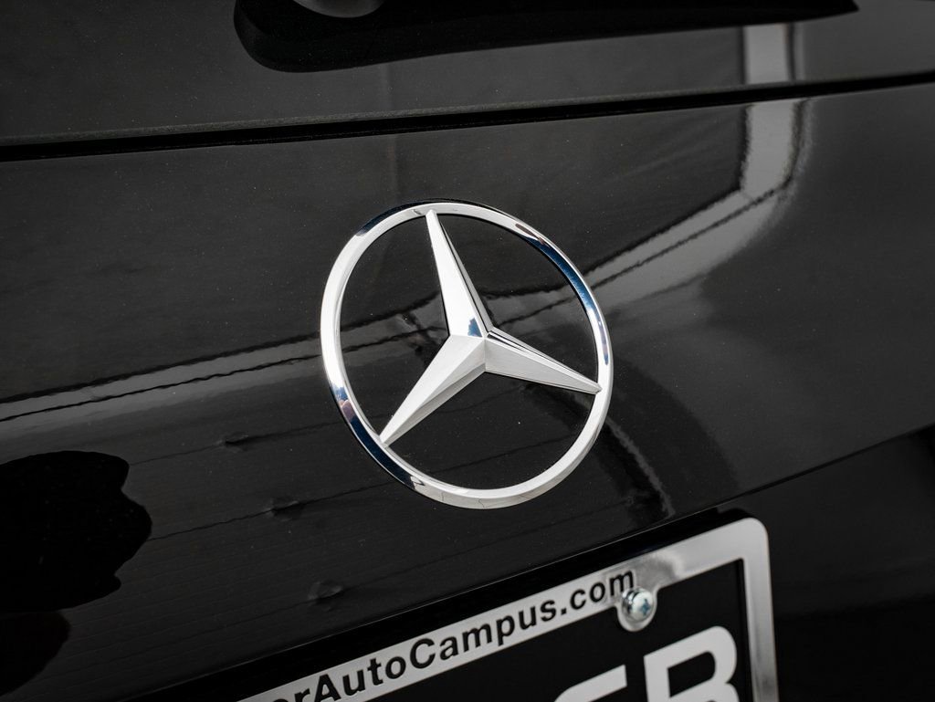 New 2026 Mercedes-Benz GLA 35 AMG 4MATIC image 9
