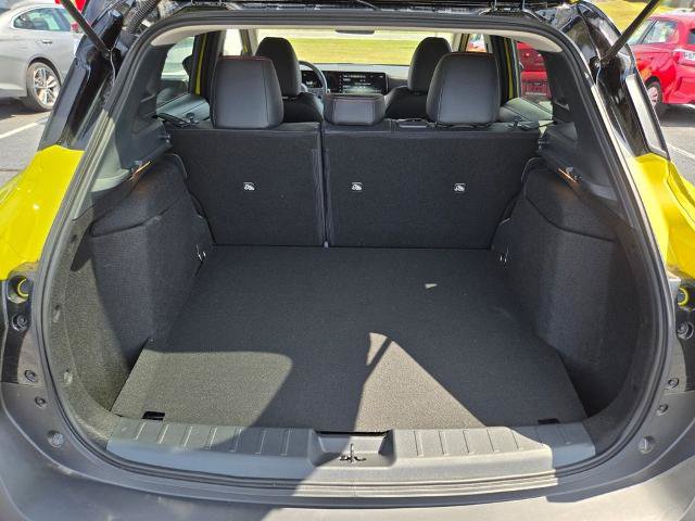 Certified 2025 Nissan Kicks SR AWD/4WD image 18