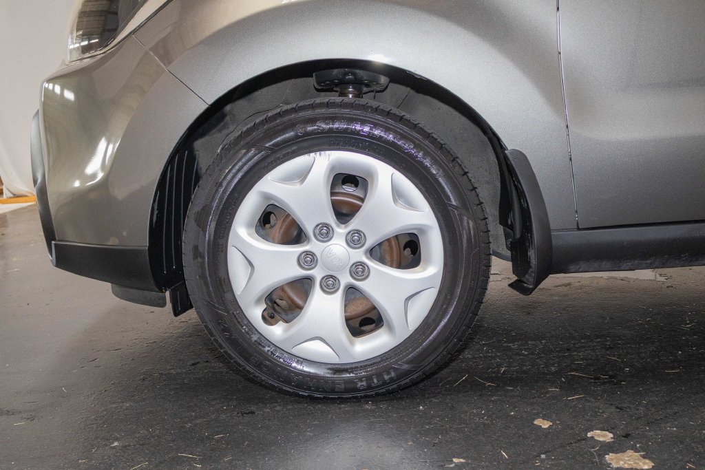 Used 2014 Kia Soul FWD image 8