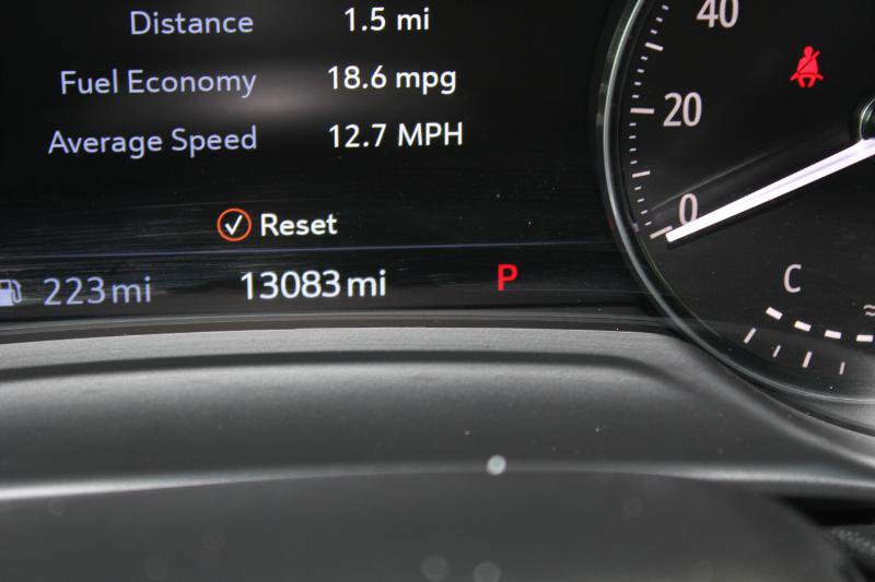 Used 2023 Buick Envision Essence image 28