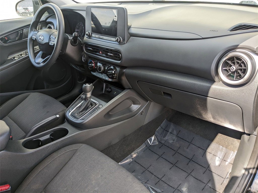 Used 2022 Hyundai Kona SEL image 28