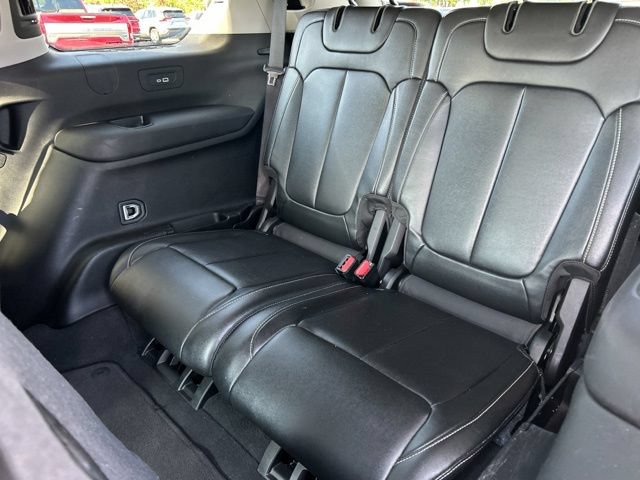 Used 2023 Jeep Grand Cherokee L Limited AWD/4WD image 21