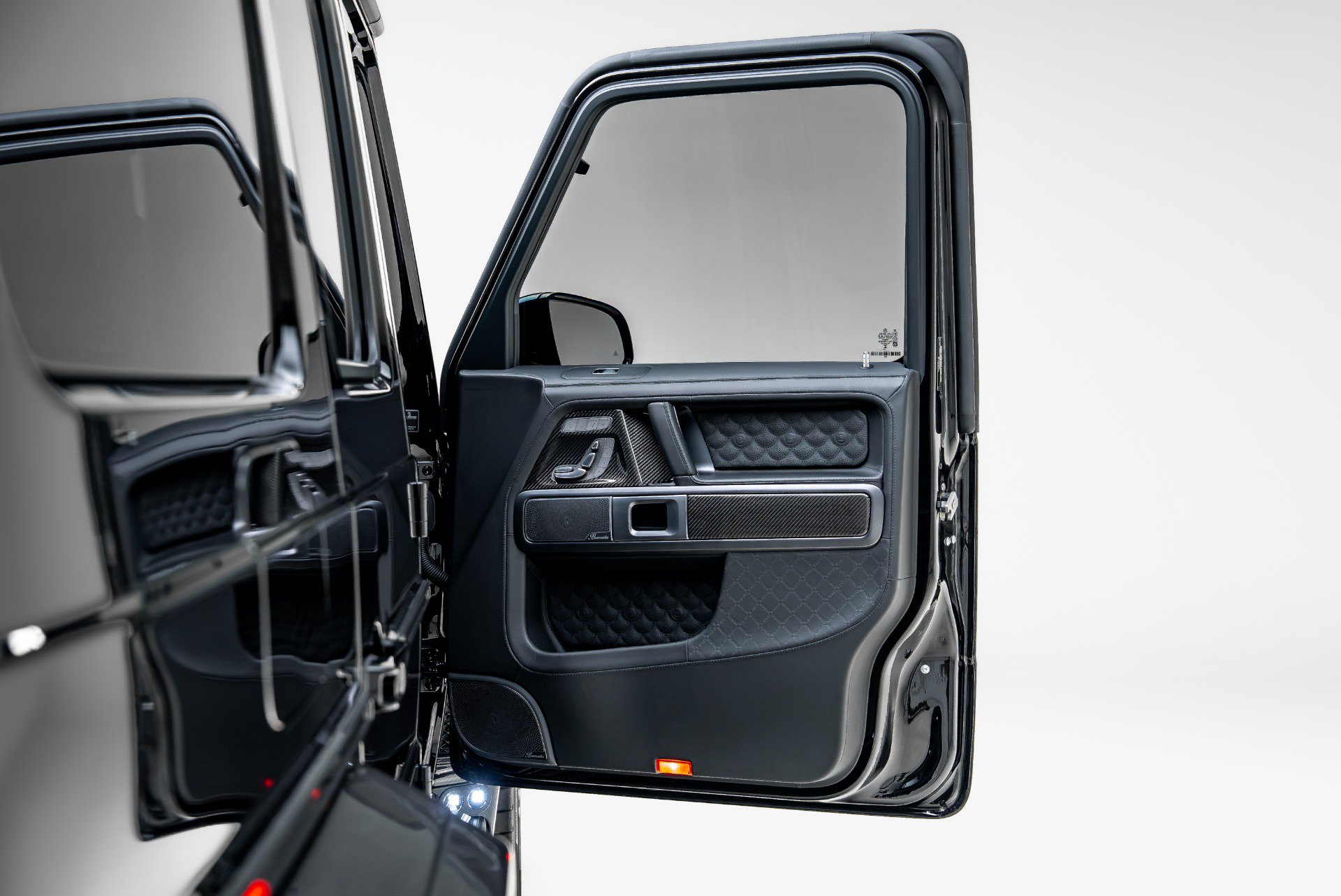 Used 2025 Mercedes-Benz G 63 AMG 4MATIC image 98
