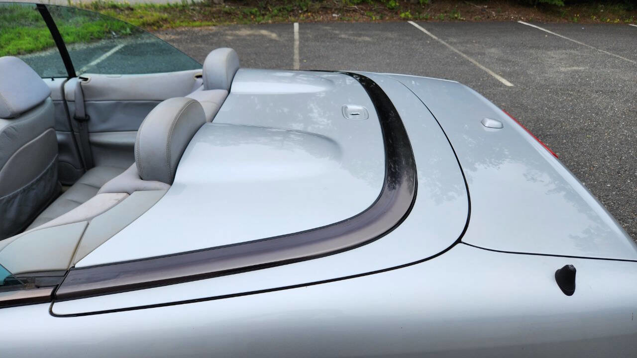 Used 2001 Mercedes-Benz CLK 430 Cabriolet image 31