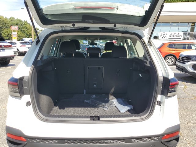 Certified 2025 Volkswagen Taos S FWD image 14