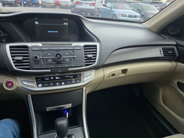 Used 2014 Honda Accord EX image 16