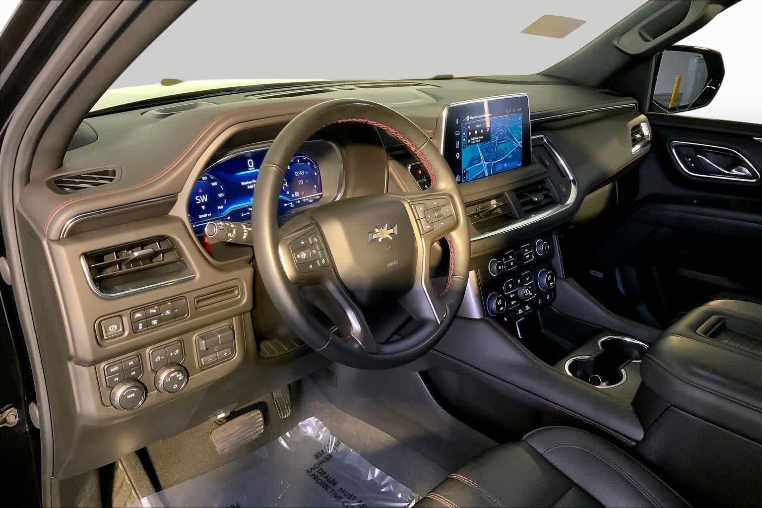 Used 2023 Chevrolet Tahoe RST w/ Luxury Package AWD/4WD image 17