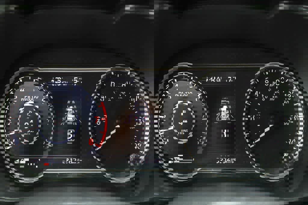 Used 2023 Nissan Versa SV image 23