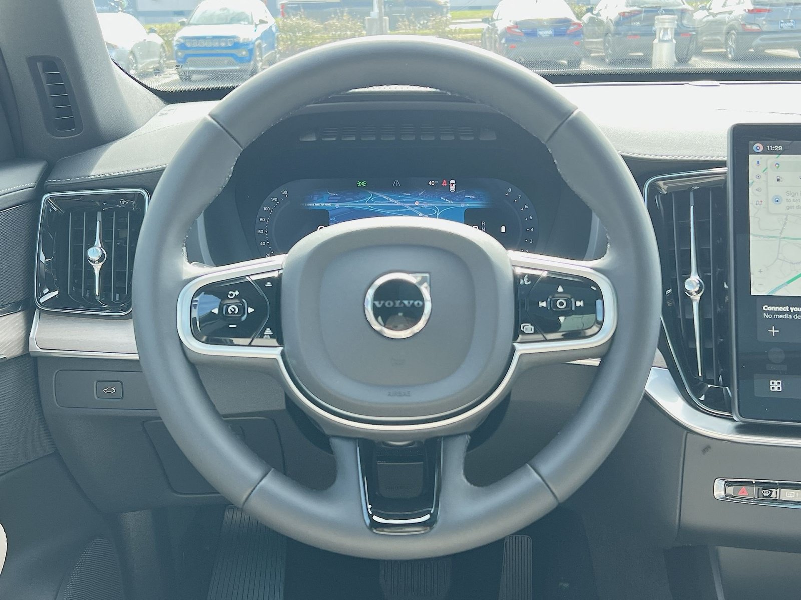 New 2026 Volvo XC90 B6 Plus w/ Protection Package Premier AWD/4WD image 24