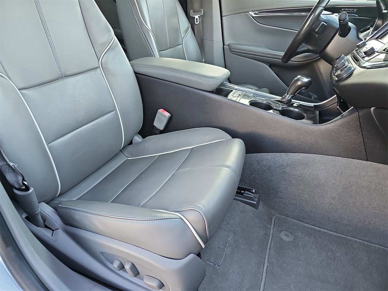 Used 2014 Chevrolet Impala LTZ image 10