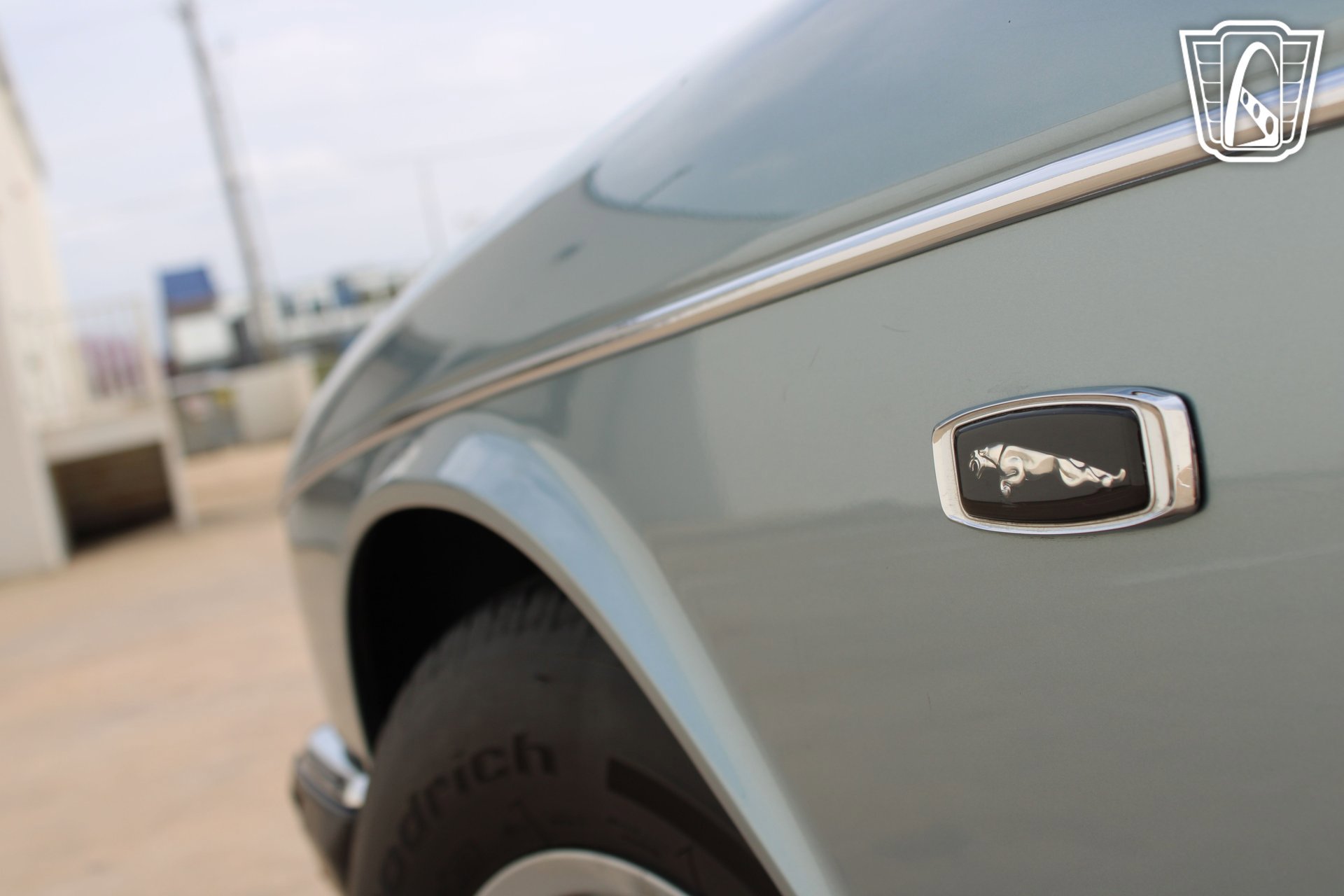 Used 1990 Jaguar XJ Vanden Plas image 39