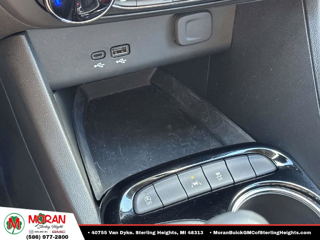 Certified 2025 Buick Encore GX Preferred w/ Comfort Package FWD image 25