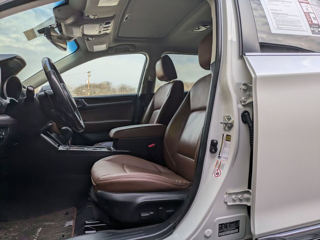 Used 2018 Subaru Outback 3.6R Touring image 13
