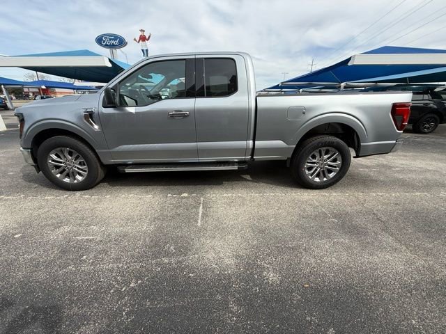 New 2026 Ford F150 XLT w/ XLT Chrome Appearance Package image 7