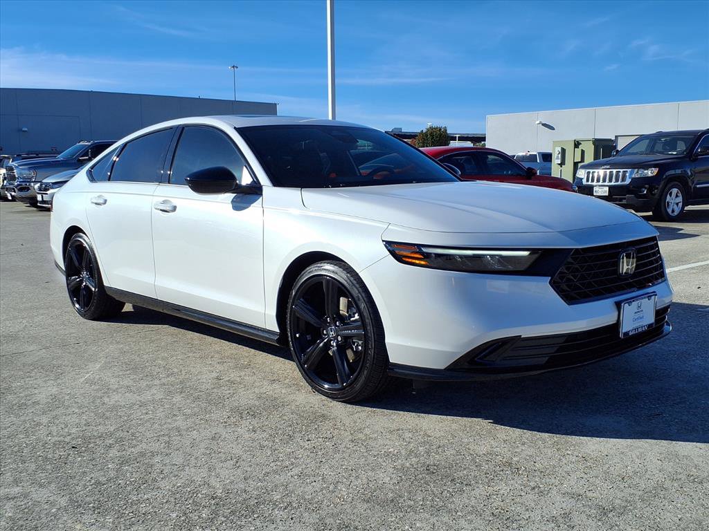 Certified 2025 Honda Accord Sport image 2