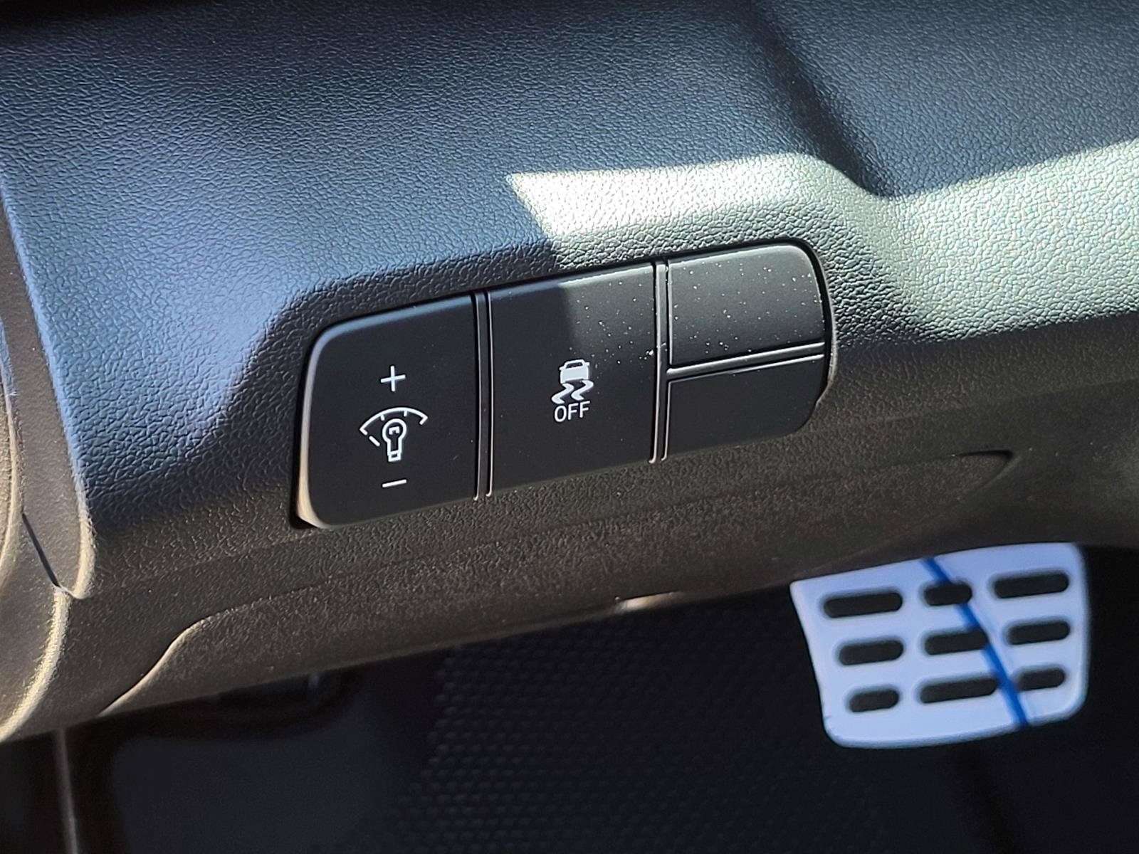 New 2026 Hyundai Elantra SEL Sport Premium FWD image 15