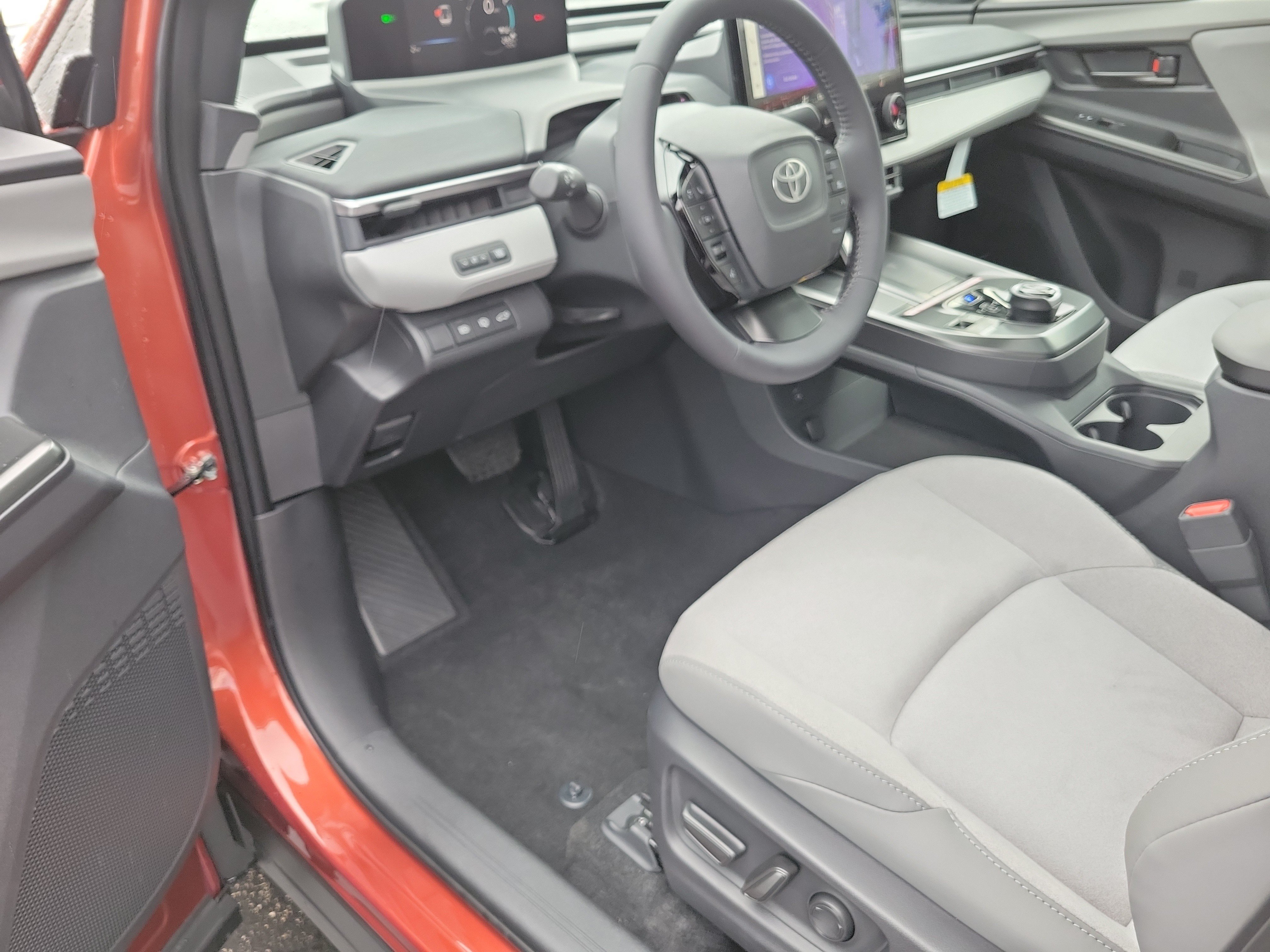 New 2026 Toyota C-HR AWD/4WD image 22
