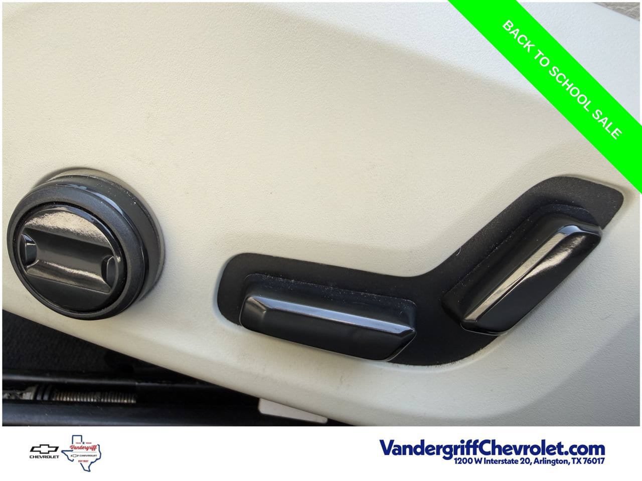 Used 2025 Volvo V60 B5 Cross Country Plus AWD/4WD image 24