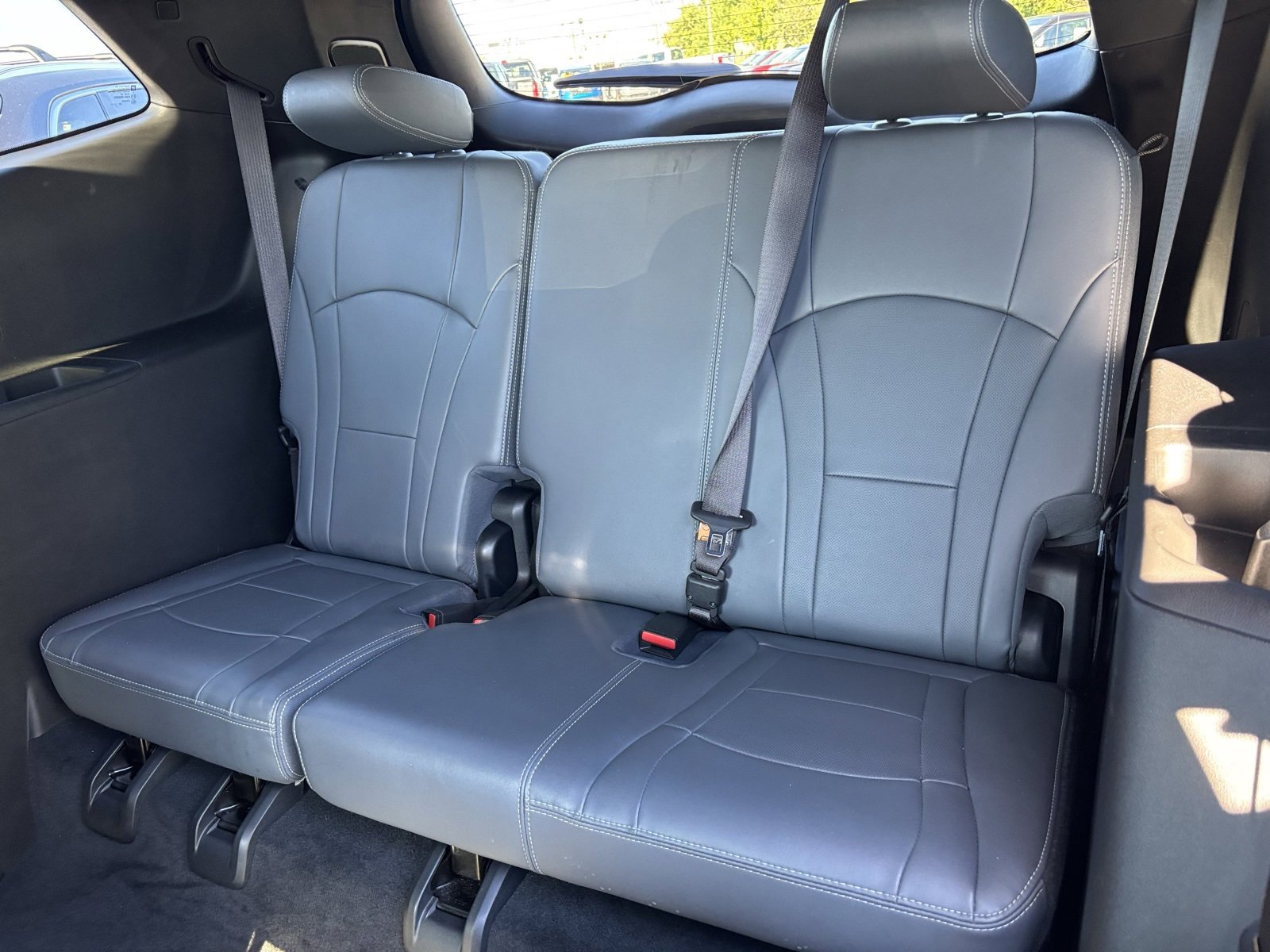 Used 2024 Buick Enclave Premium image 20