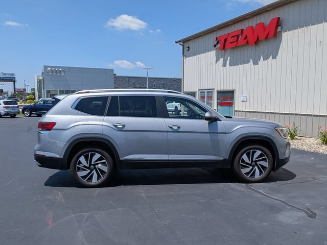 Used 2024 Volkswagen Atlas SEL AWD/4WD image 8