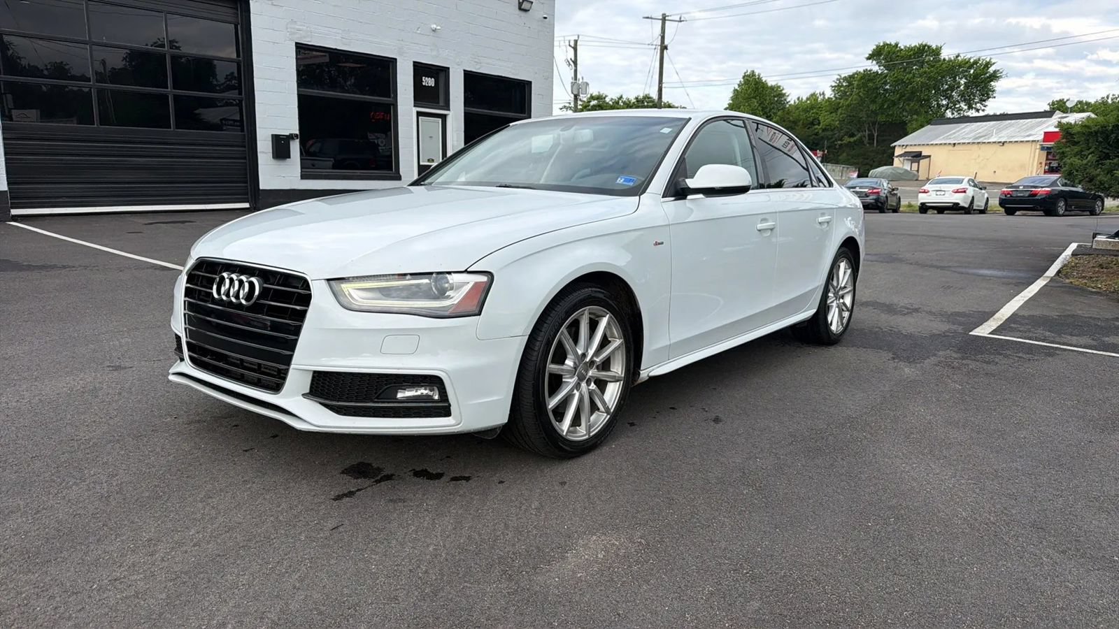 Used 2016 Audi A4 2.0T Premium Plus w/ Technology Package AWD/4WD image 3