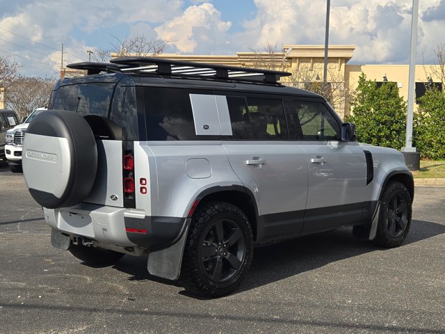Used 2020 Land Rover Defender 110 HSE image 6