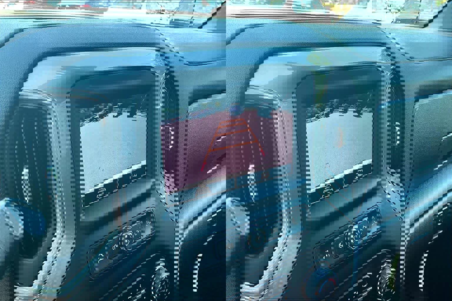 Used 2025 Chevrolet Silverado 1500 Custom image 30