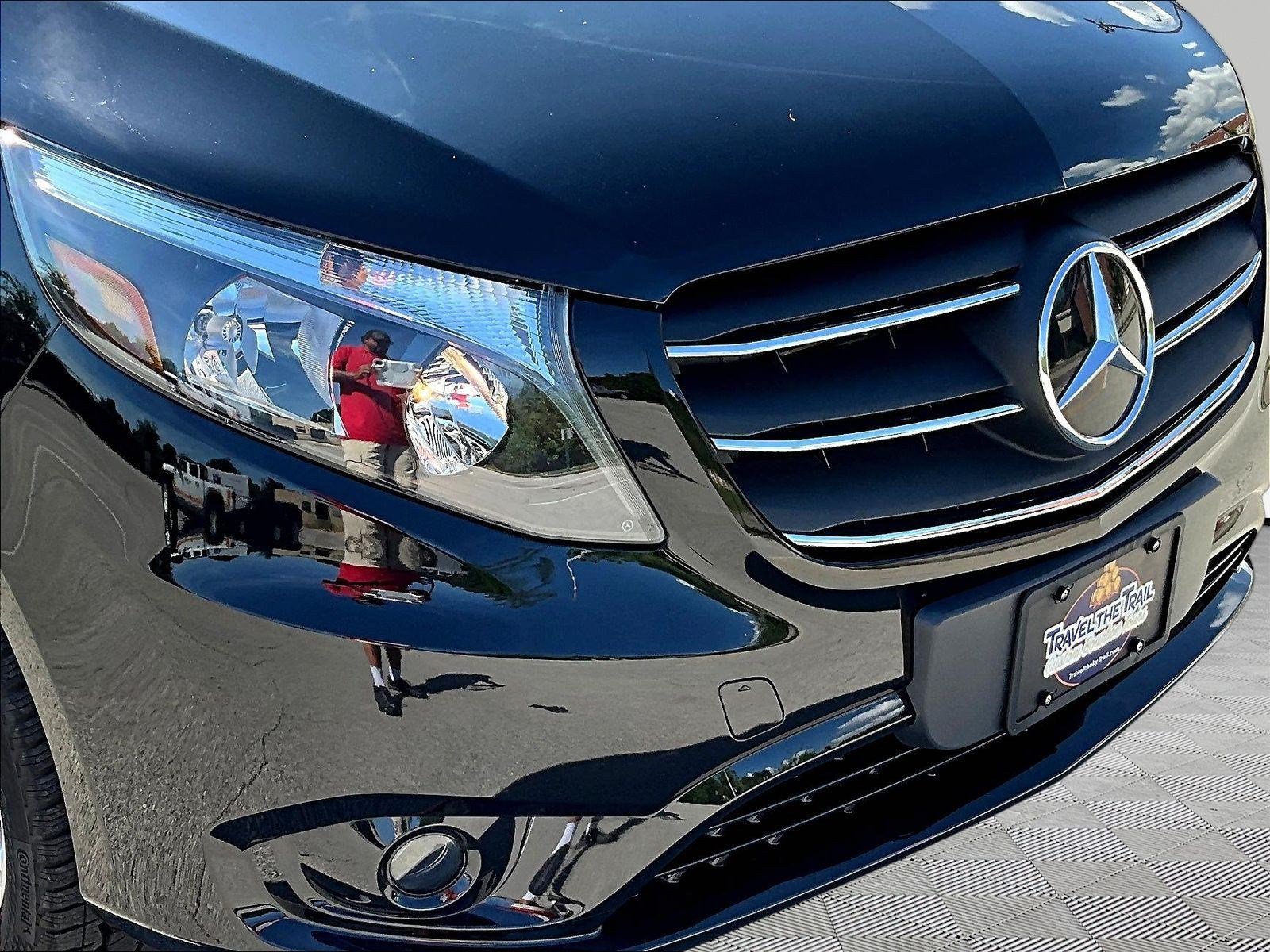 Used 2023 Mercedes-Benz Metris Passenger image 31