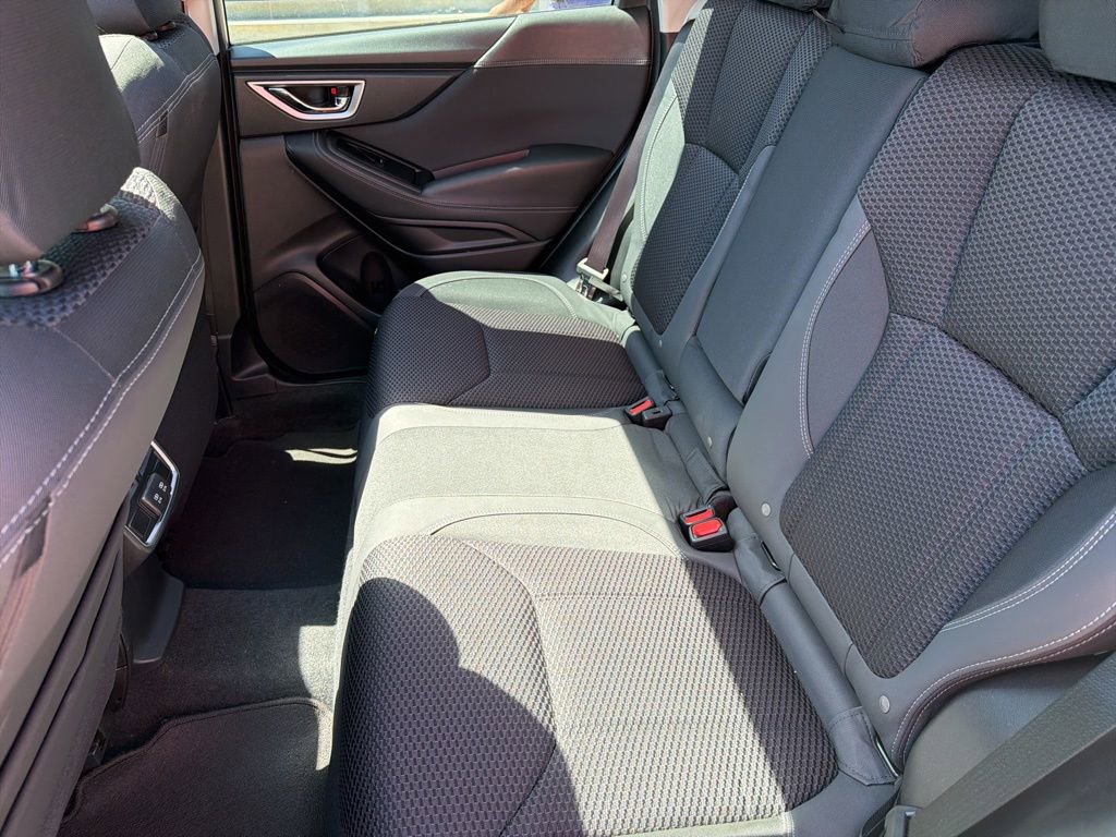 Used 2021 Subaru Forester Premium AWD/4WD image 13