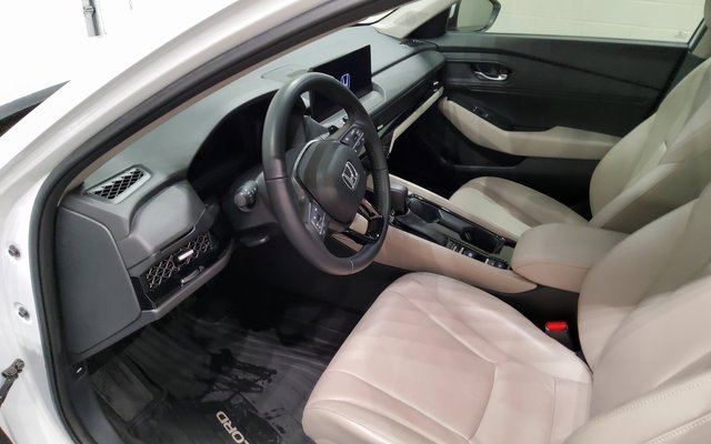 Used 2023 Honda Accord EX-L image 15