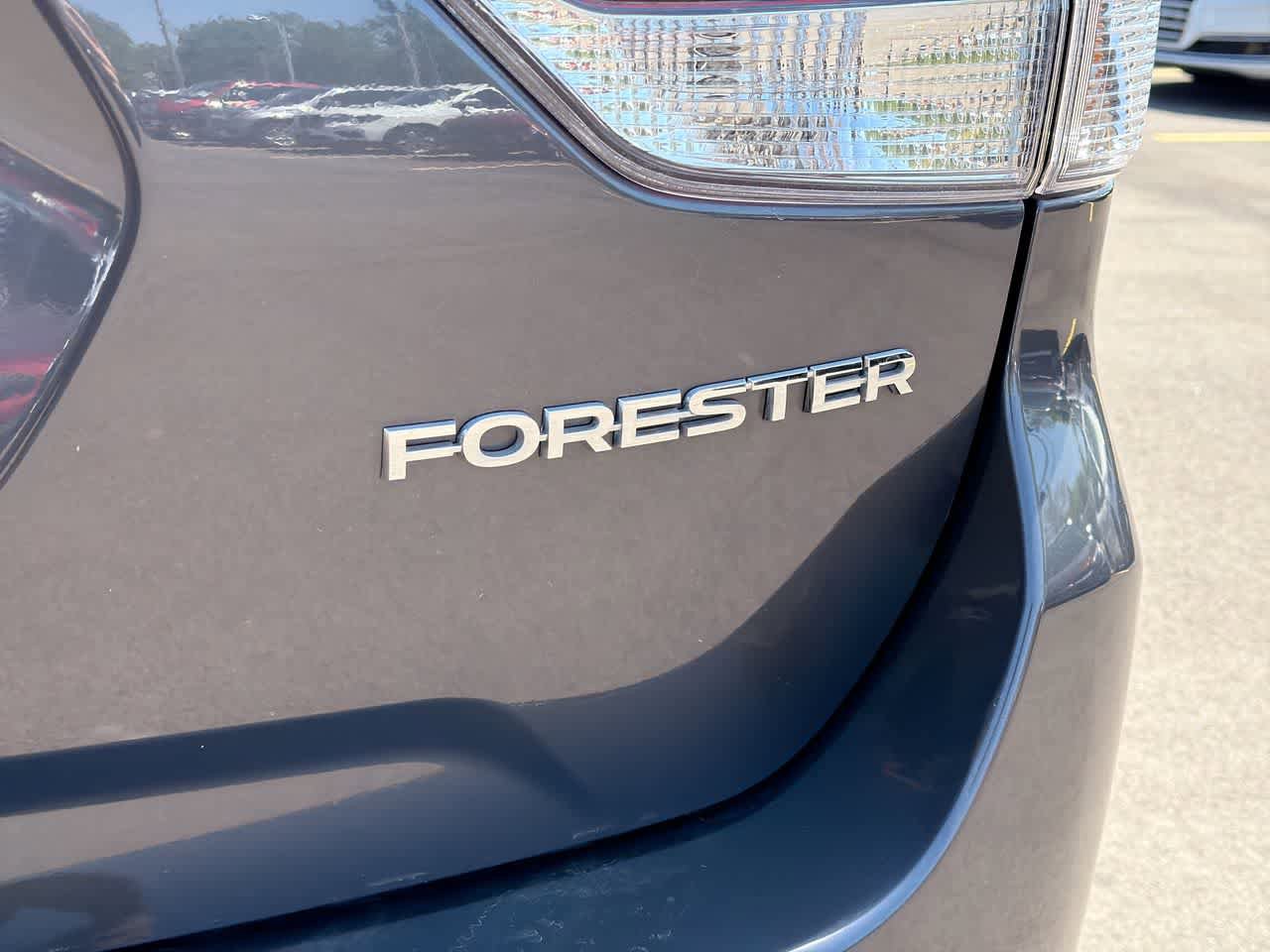 Certified 2023 Subaru Forester Premium AWD/4WD image 18