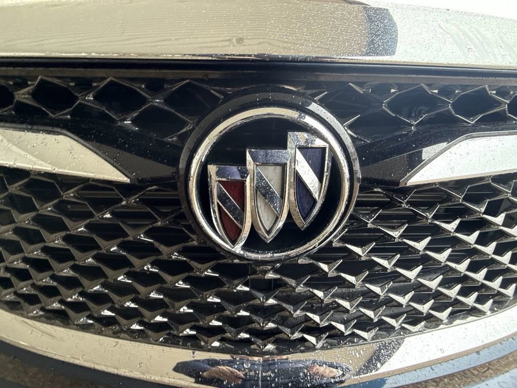 Certified 2024 Buick Enclave Avenir w/ Avenir Technology Package image 31