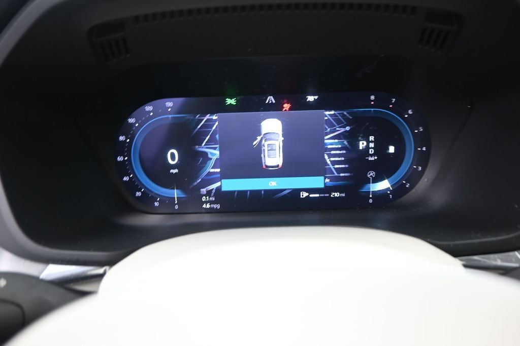 Used 2024 Volvo XC60 B5 Core AWD/4WD image 11