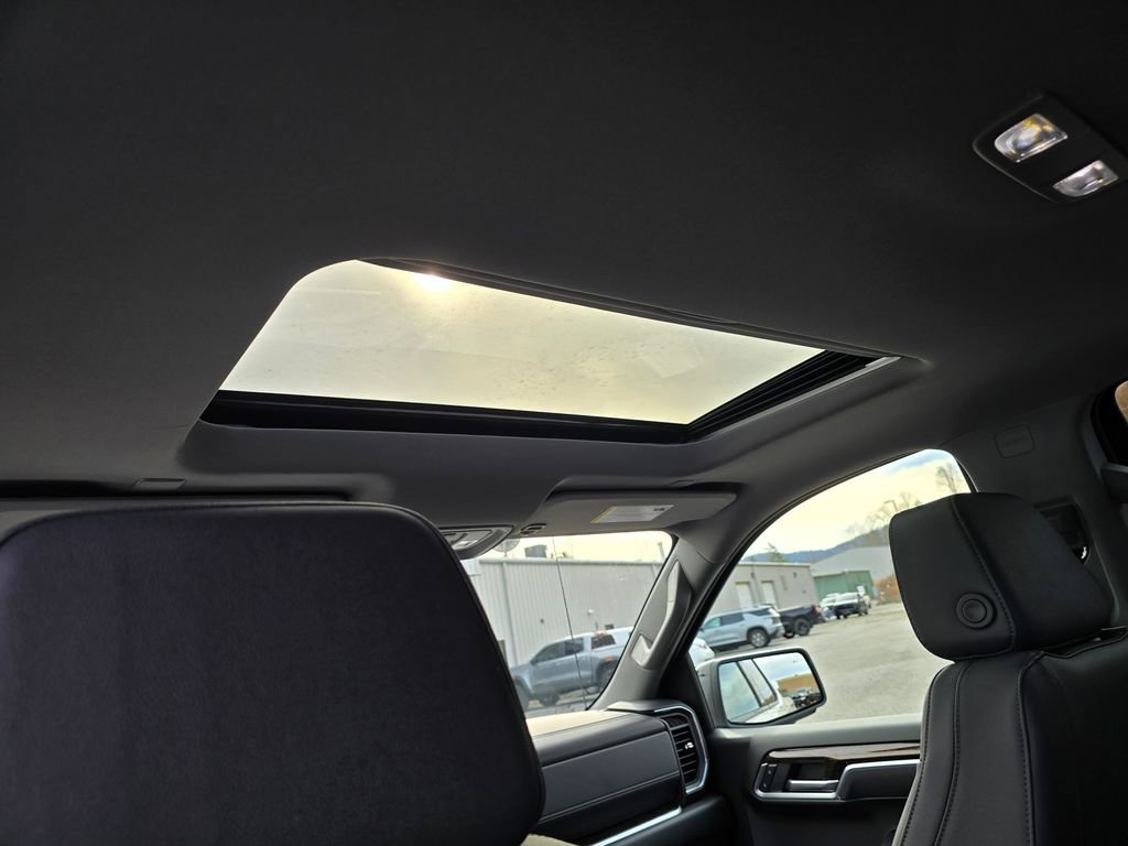 New 2026 GMC Sierra 1500 Elevation w/ Elevation Premium Package image 16