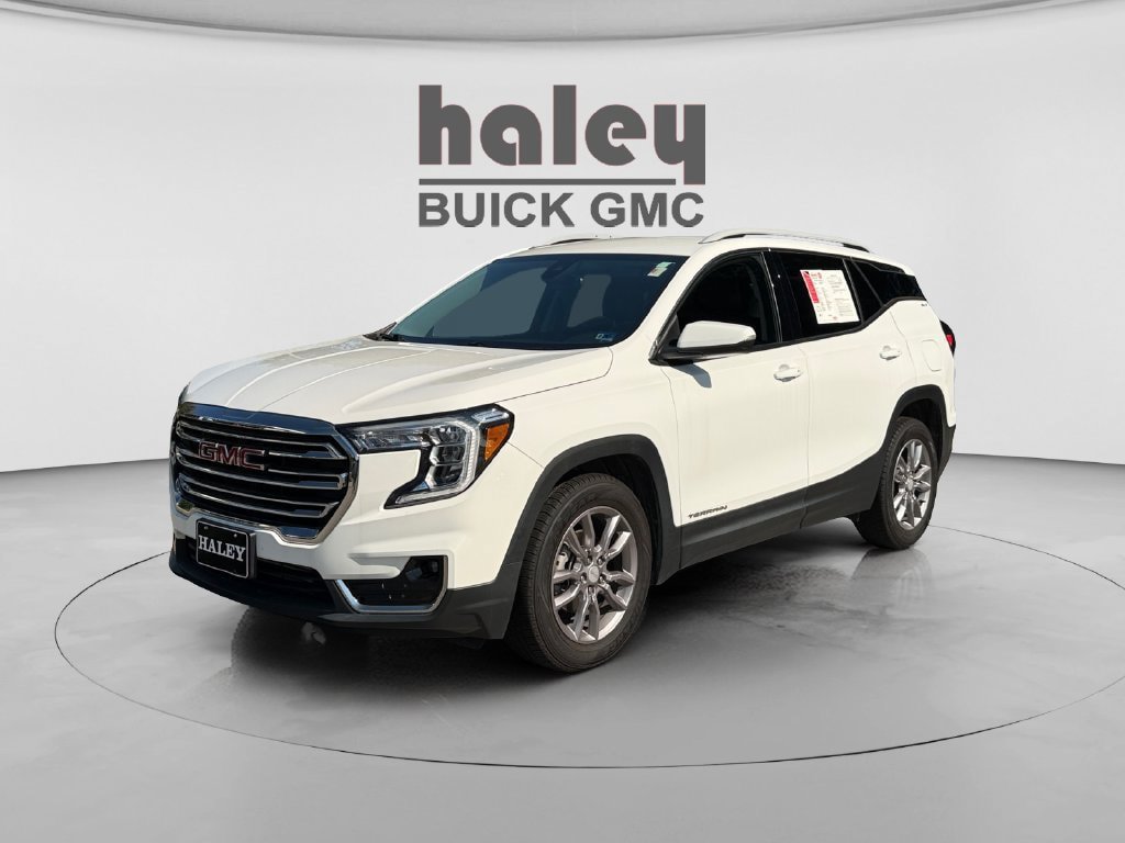 Used 2023 GMC Terrain SLT AWD/4WD image 1