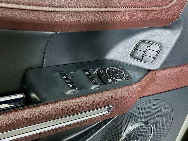 Used 2022 Ford Expedition Max Limited image 19