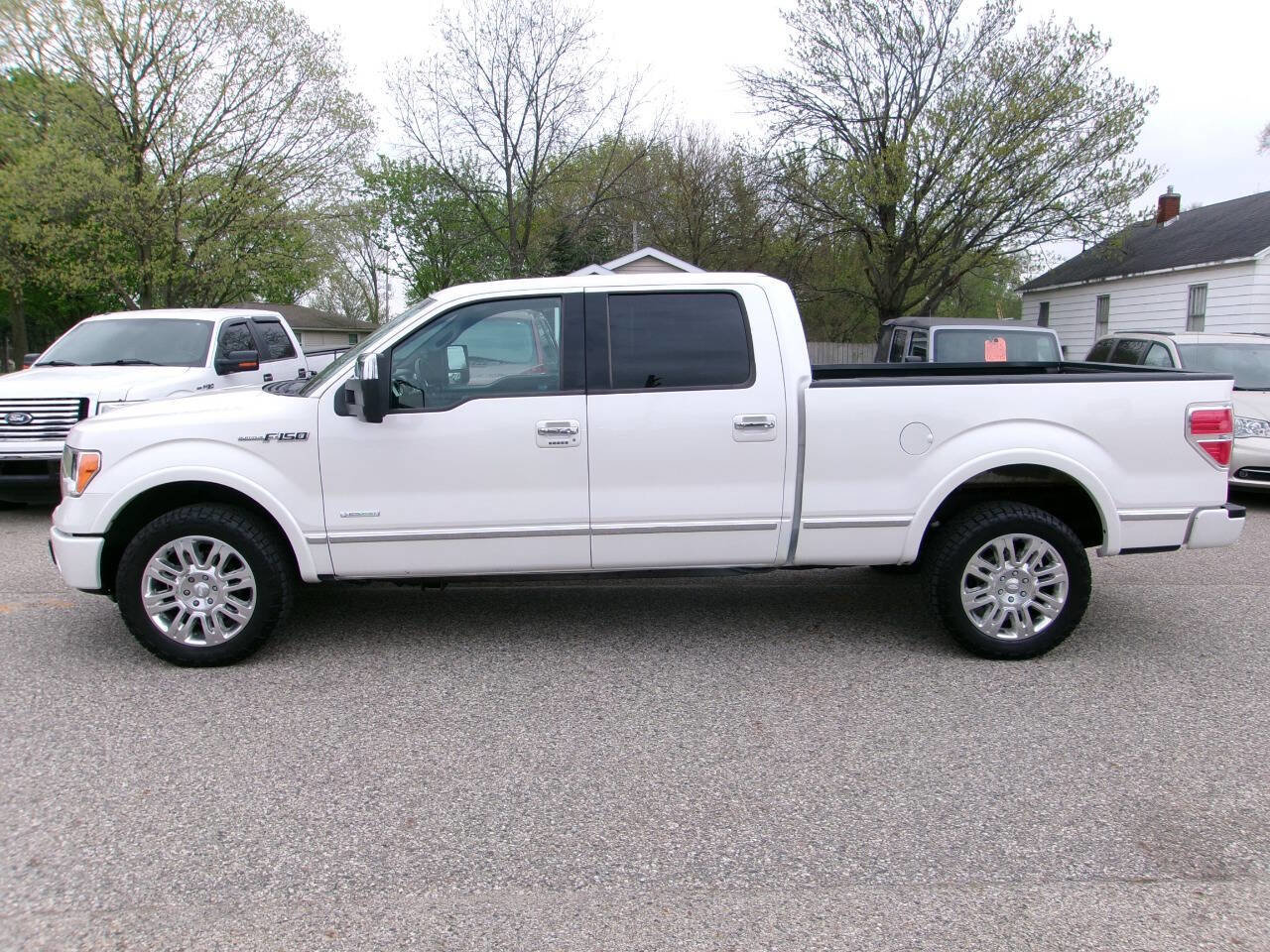 Used 2011 Ford F150 Platinum AWD/4WD image 2