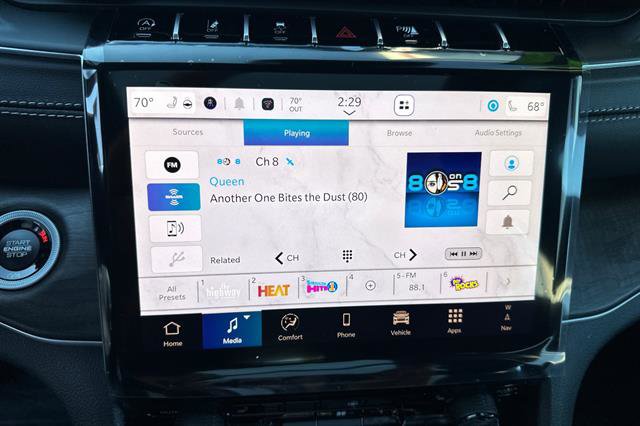 New 2025 Jeep Grand Cherokee Limited w/ Trailer Tow Package image 15