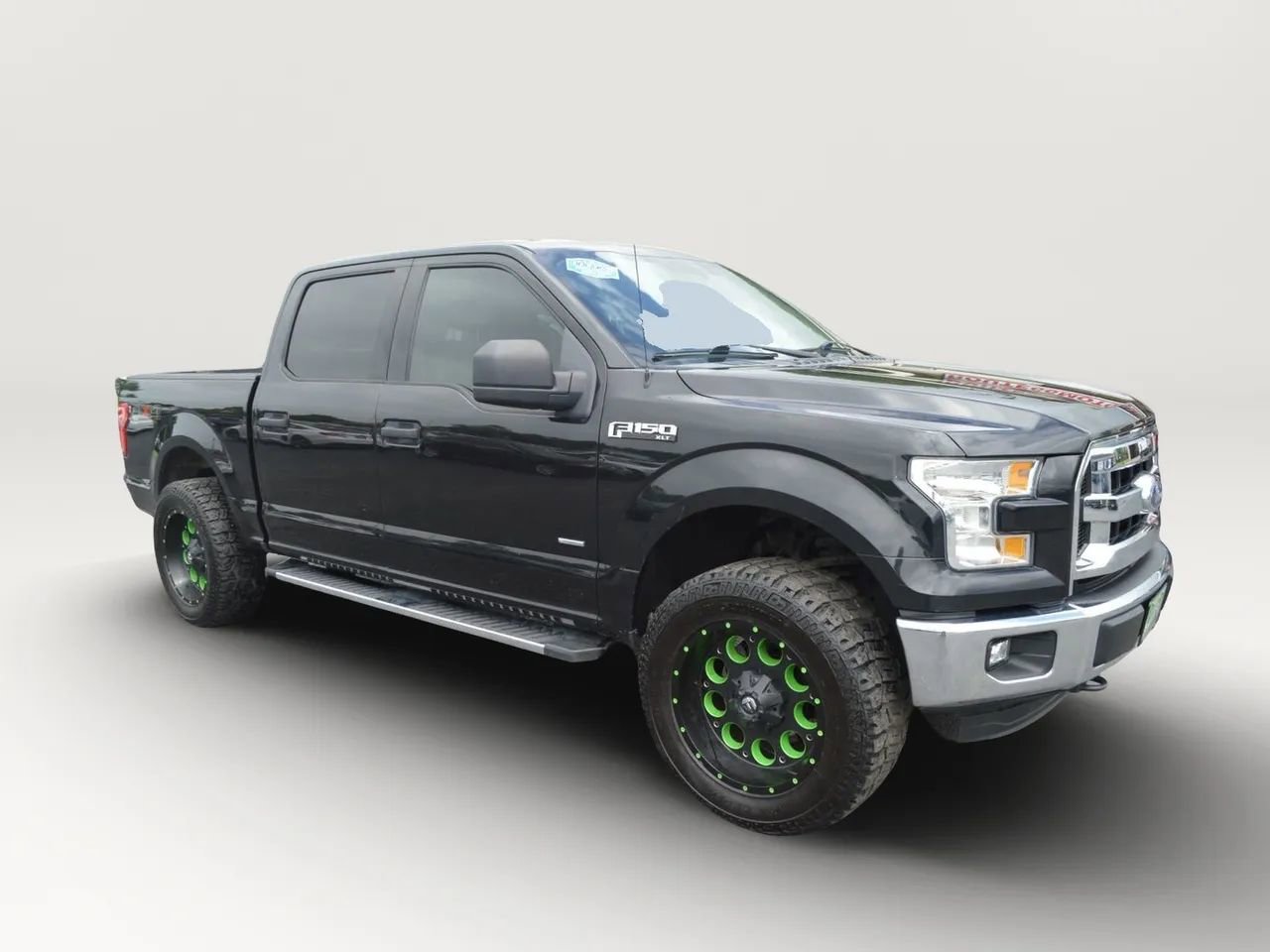 Used 2015 Ford F150 XLT image 10
