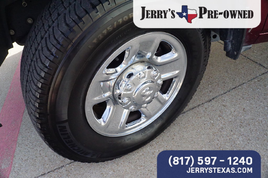 Used 2022 RAM 3500 Tradesman w/ Chrome Appearance Group AWD/4WD image 9