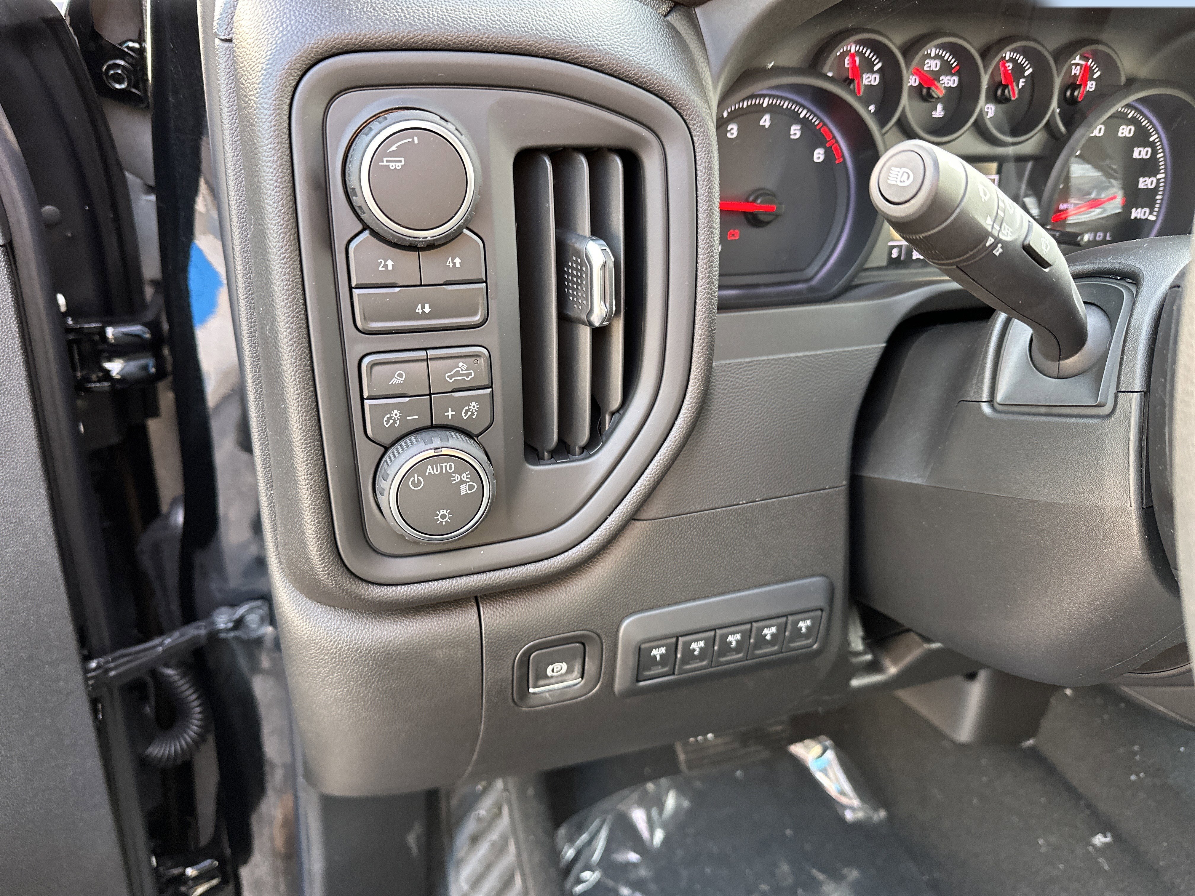 New 2026 Chevrolet Silverado 2500 Custom w/ Custom Value Package image 9